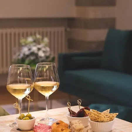 Dimora Pertusa Apartment